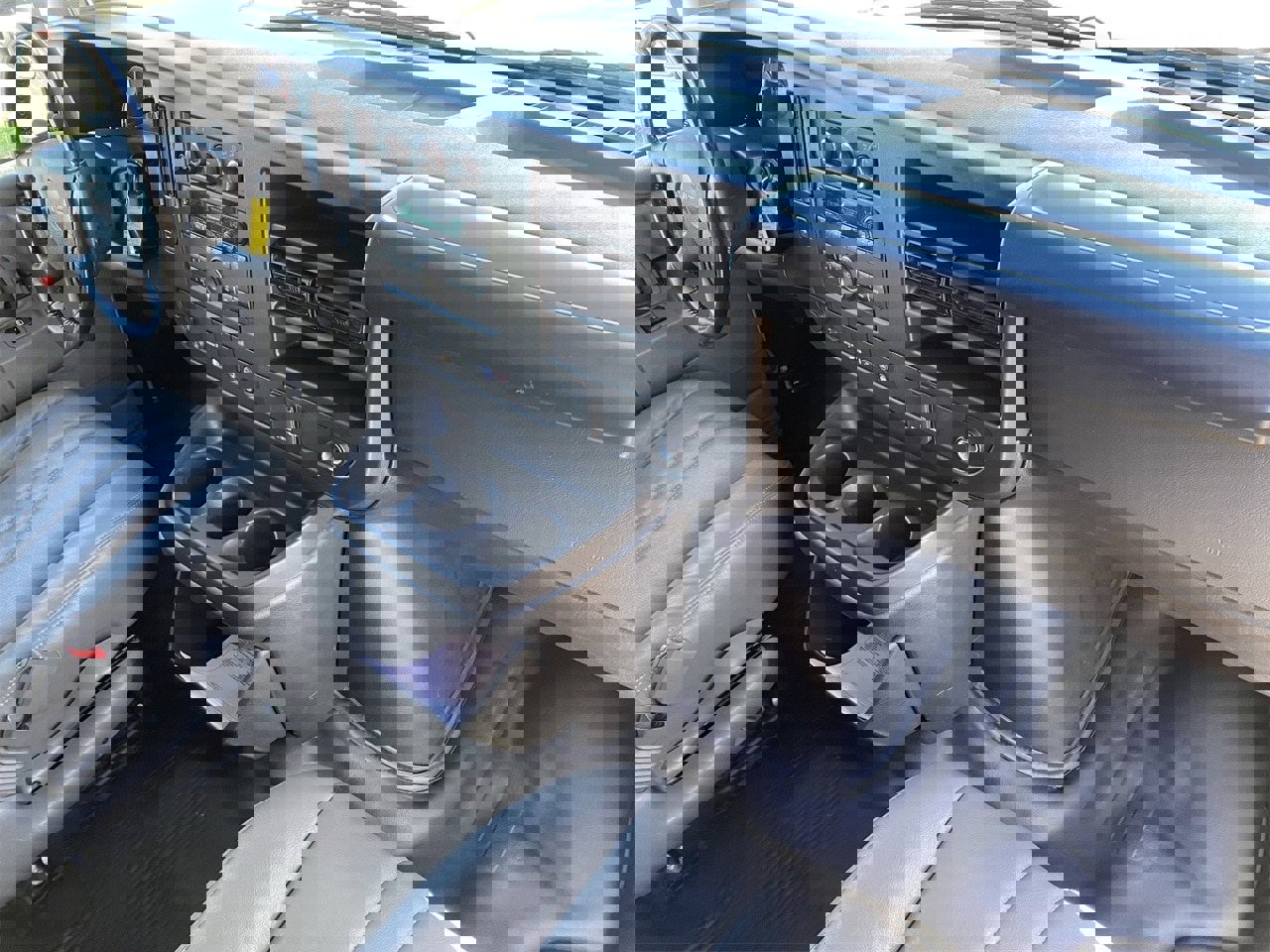 Used 2023 GMC Savana 2500 Extended w/ Driver Convenience Package image 8