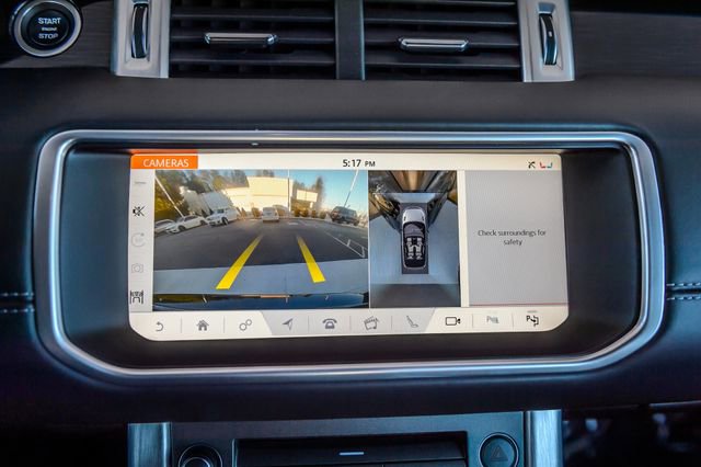 Used 2018 Land Rover Range Rover Evoque HSE Dynamic image 31