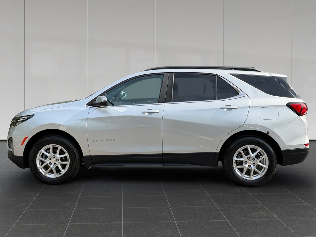 Used 2022 Chevrolet Equinox LT AWD/4WD image 2