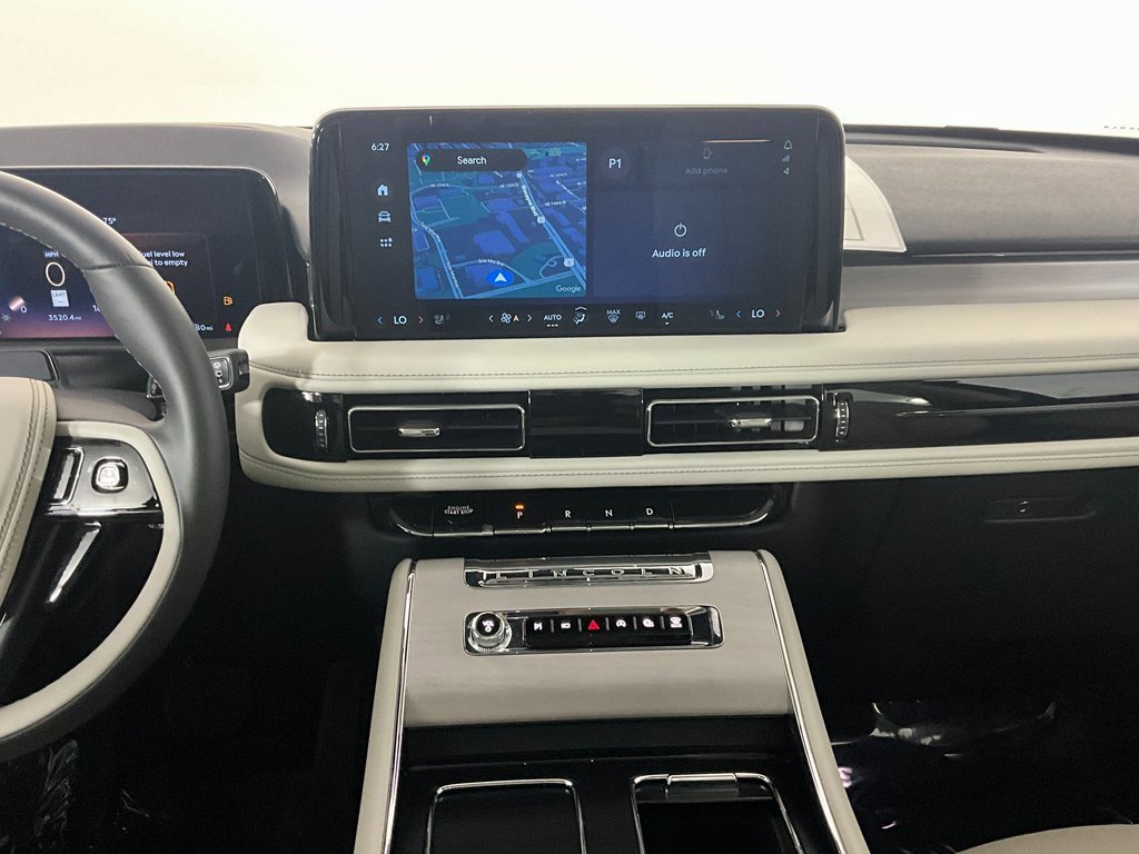 Used 2025 Lincoln Aviator Reserve image 12