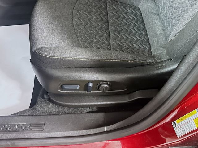 Used 2023 Chevrolet Equinox LT AWD/4WD image 20