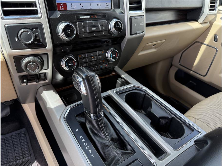 Used 2016 Ford F150 Lariat w/ Equipment Group 502A Luxury AWD/4WD image 23