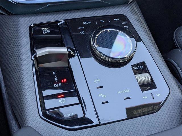 Used 2025 BMW X3 xDrive30i w/ Premium Package image 12