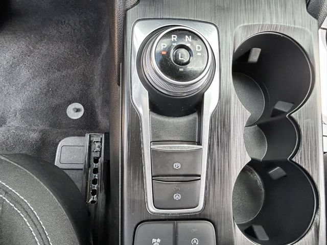 Used 2025 Ford Escape Active AWD/4WD image 17