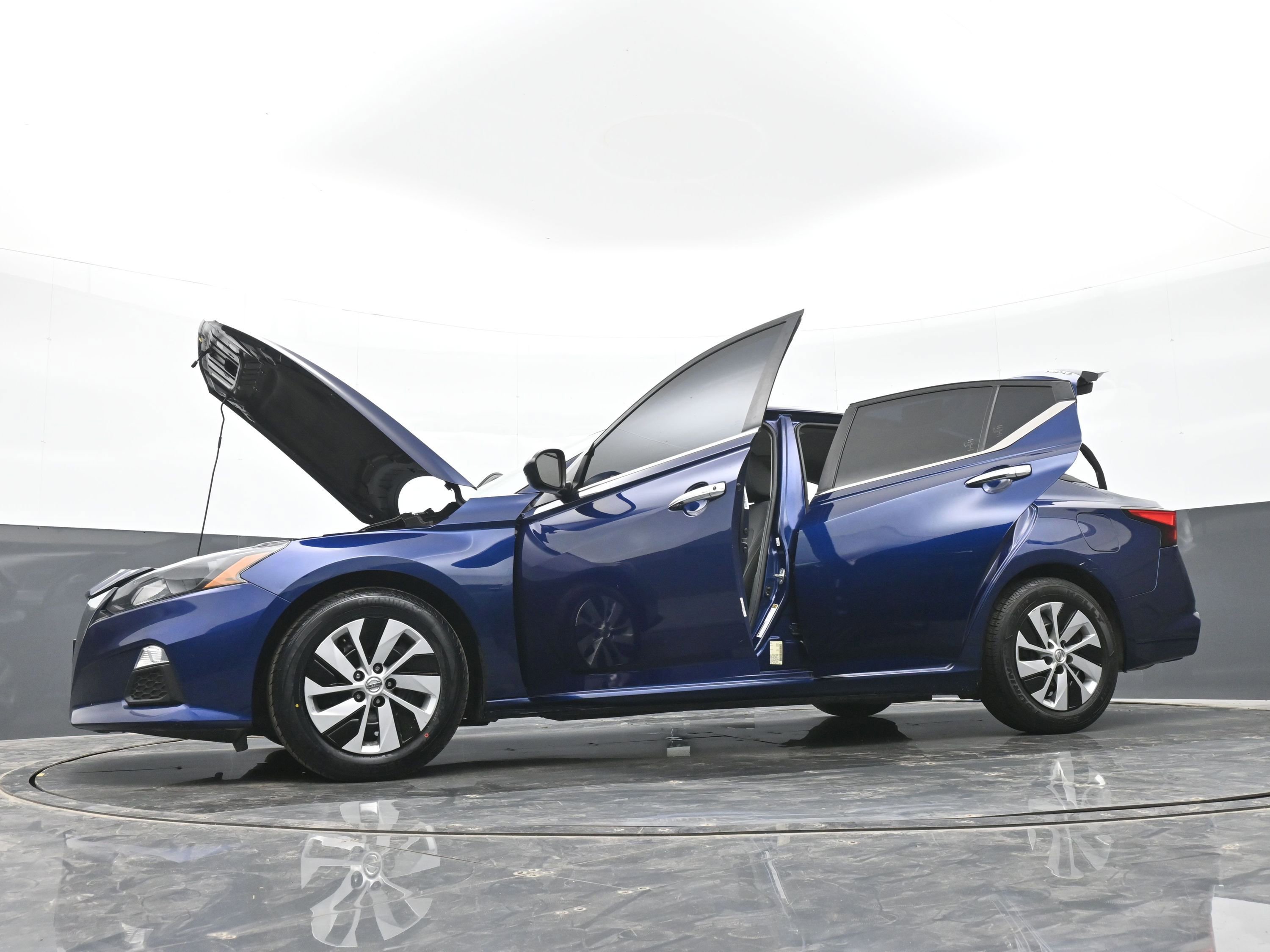 Used 2022 Nissan Altima 2.5 S FWD image 49