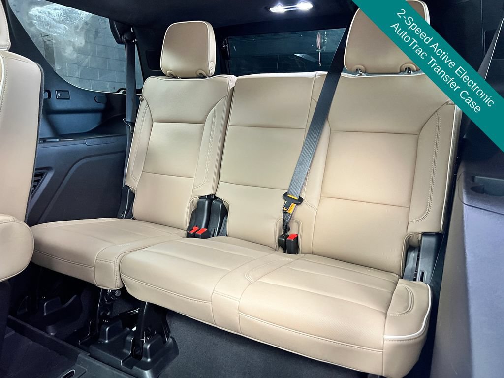 Used 2024 Chevrolet Tahoe Premier AWD/4WD image 20