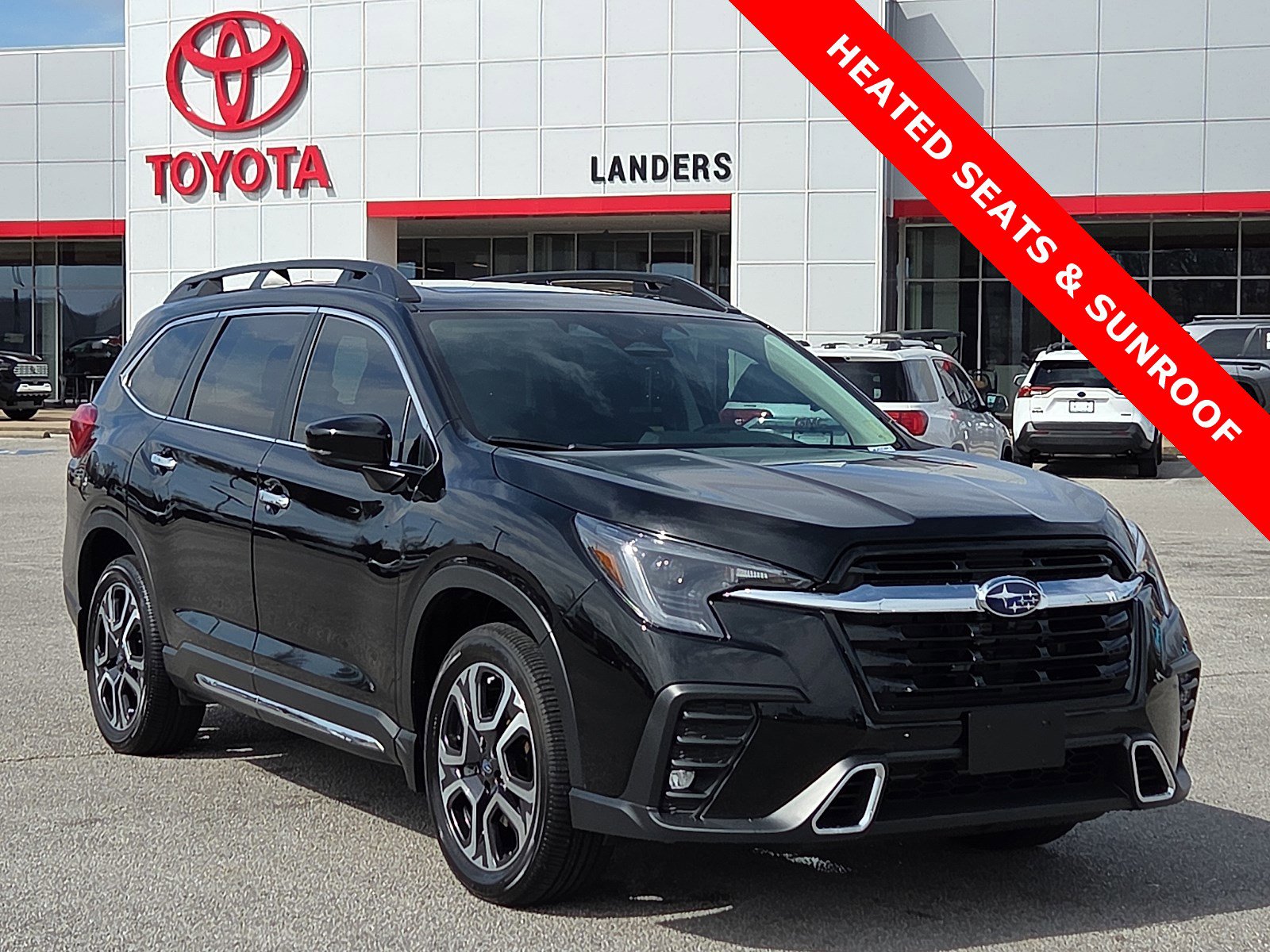 Used 2025 Subaru Ascent Touring image 1