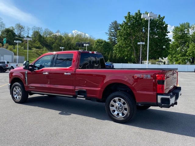 Used 2025 Ford F350 Lariat w/ Lariat Ultimate Package AWD/4WD image 3