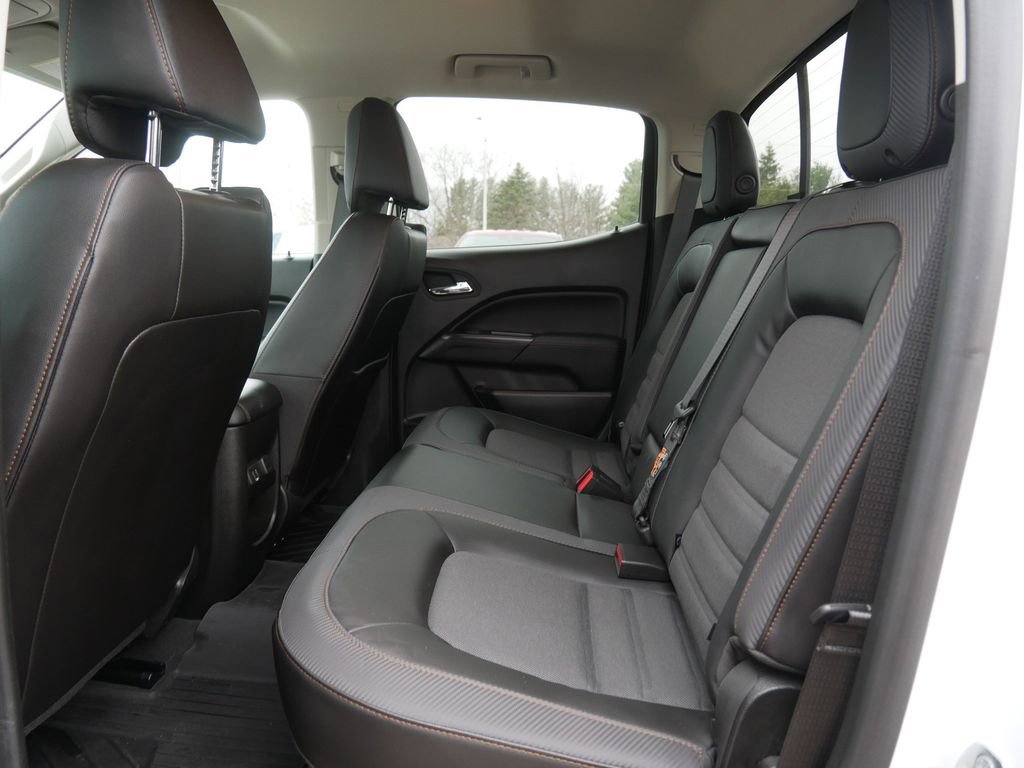 Used 2022 GMC Canyon AT4 w/ Trailering Package image 9