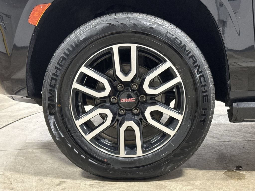 Used 2021 GMC Yukon AT4 w/ Rear Media and Nav Package AWD/4WD image 29