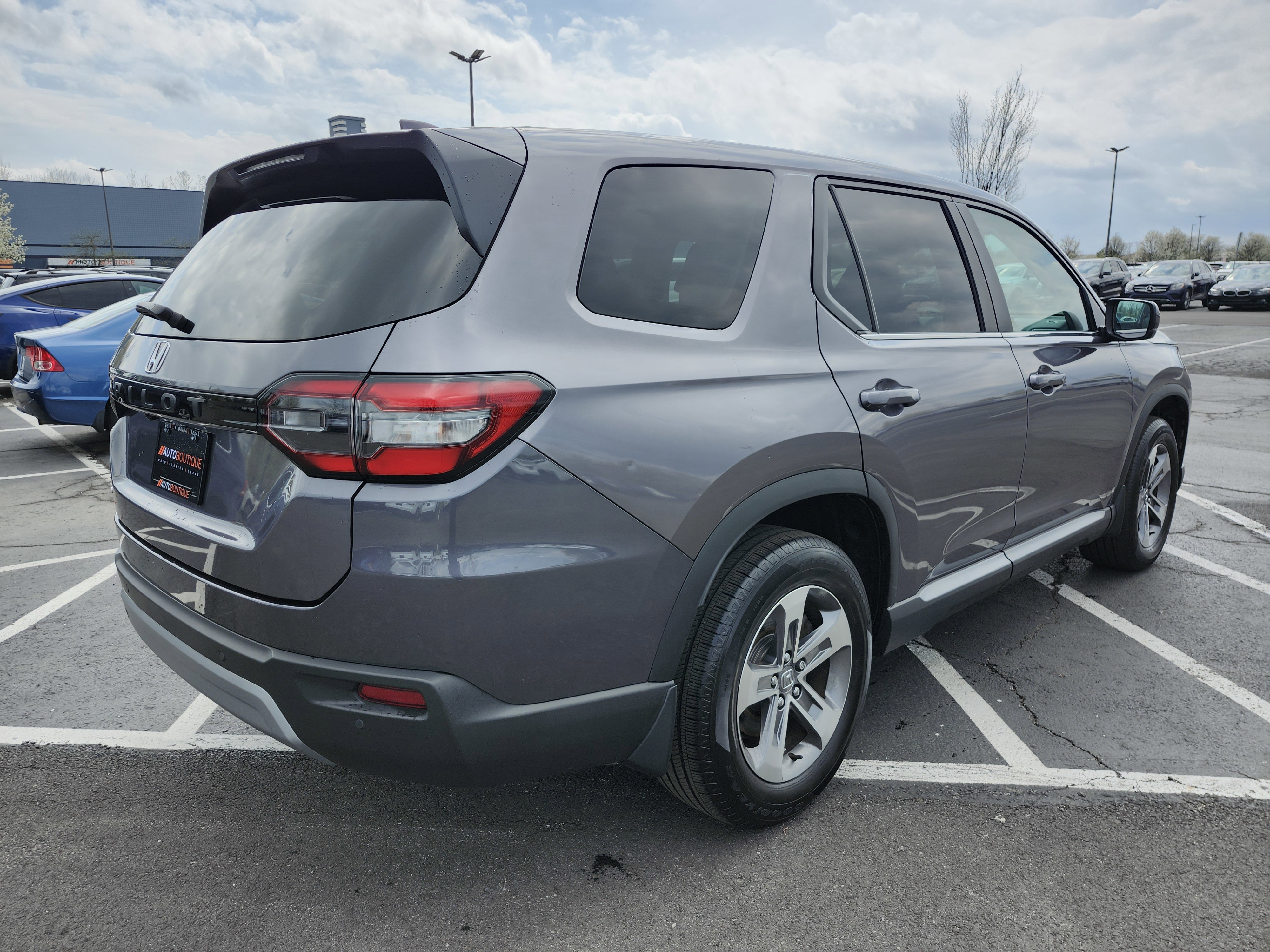 Used 2023 Honda Pilot EX-L image 18