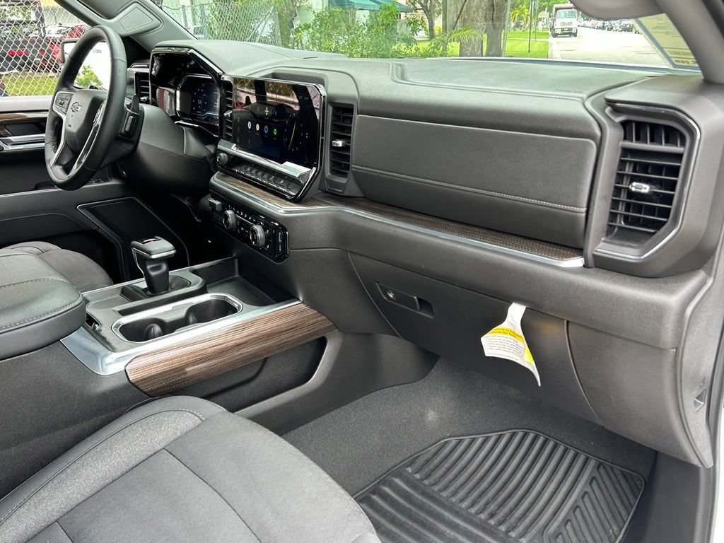 Used 2025 Chevrolet Silverado 1500 RST RWD image 46