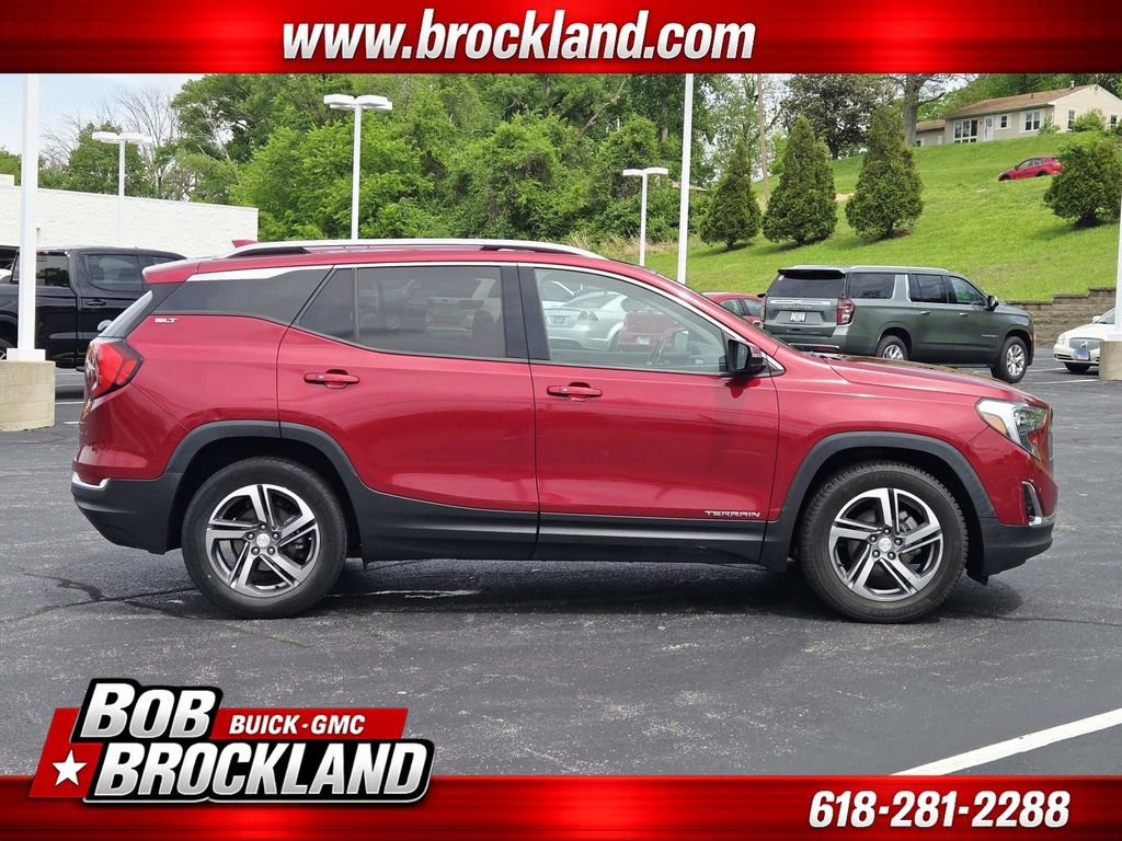 Used 2021 GMC Terrain SLT FWD image 2