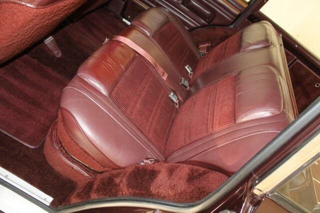 Used 1989 Jeep Grand Wagoneer image 91