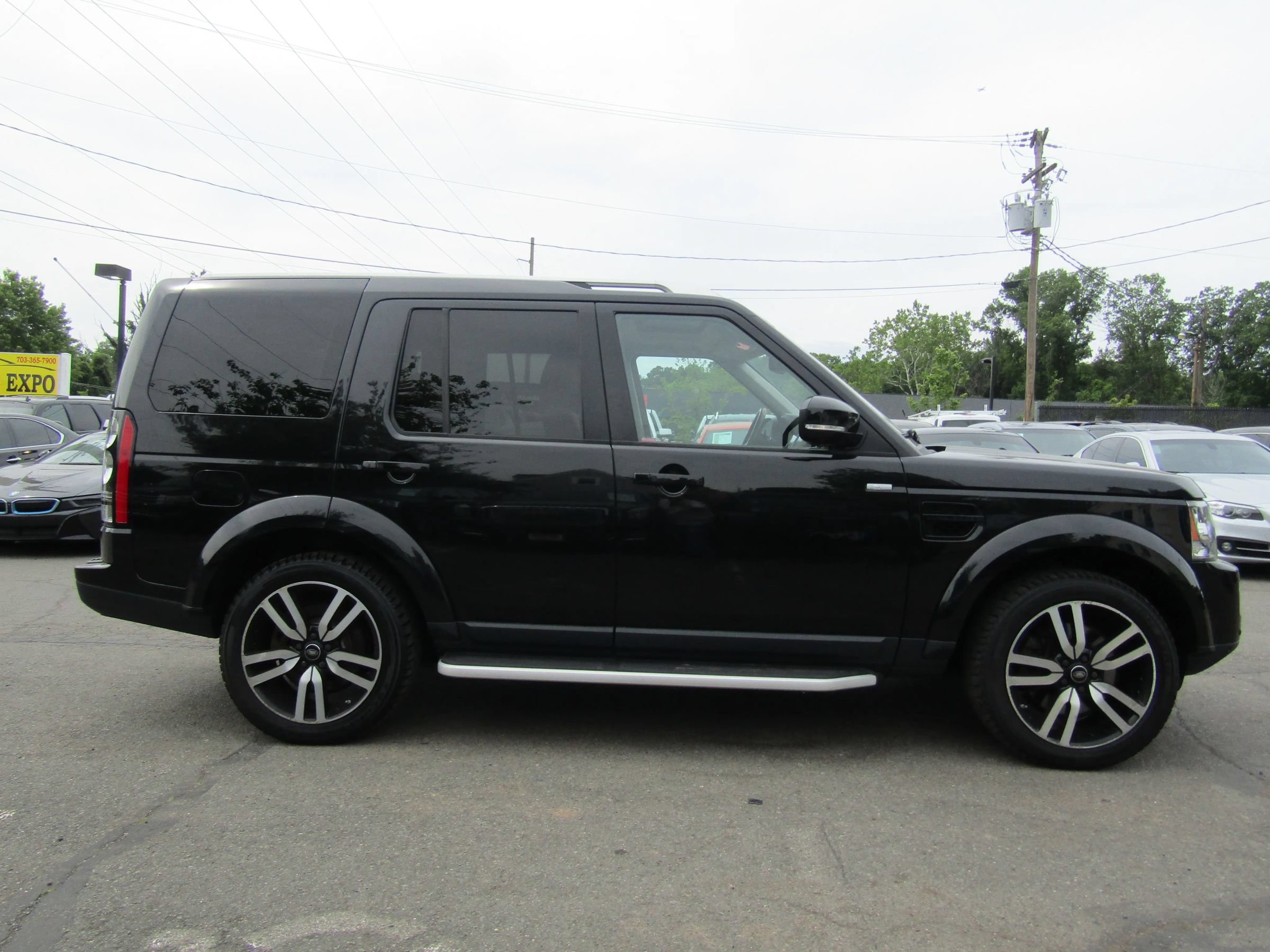 Used 2016 Land Rover LR4 HSE LUX AWD/4WD image 8