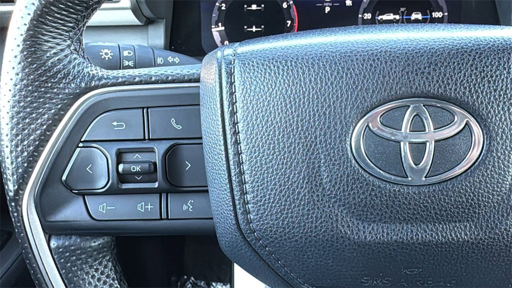 Used 2024 Toyota Tacoma TRD Off-Road image 28