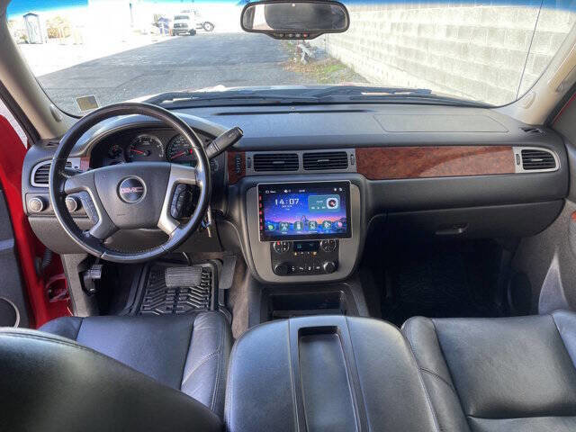 Used 2012 GMC Sierra 2500 SLT w/ SLT Convenience Package image 21