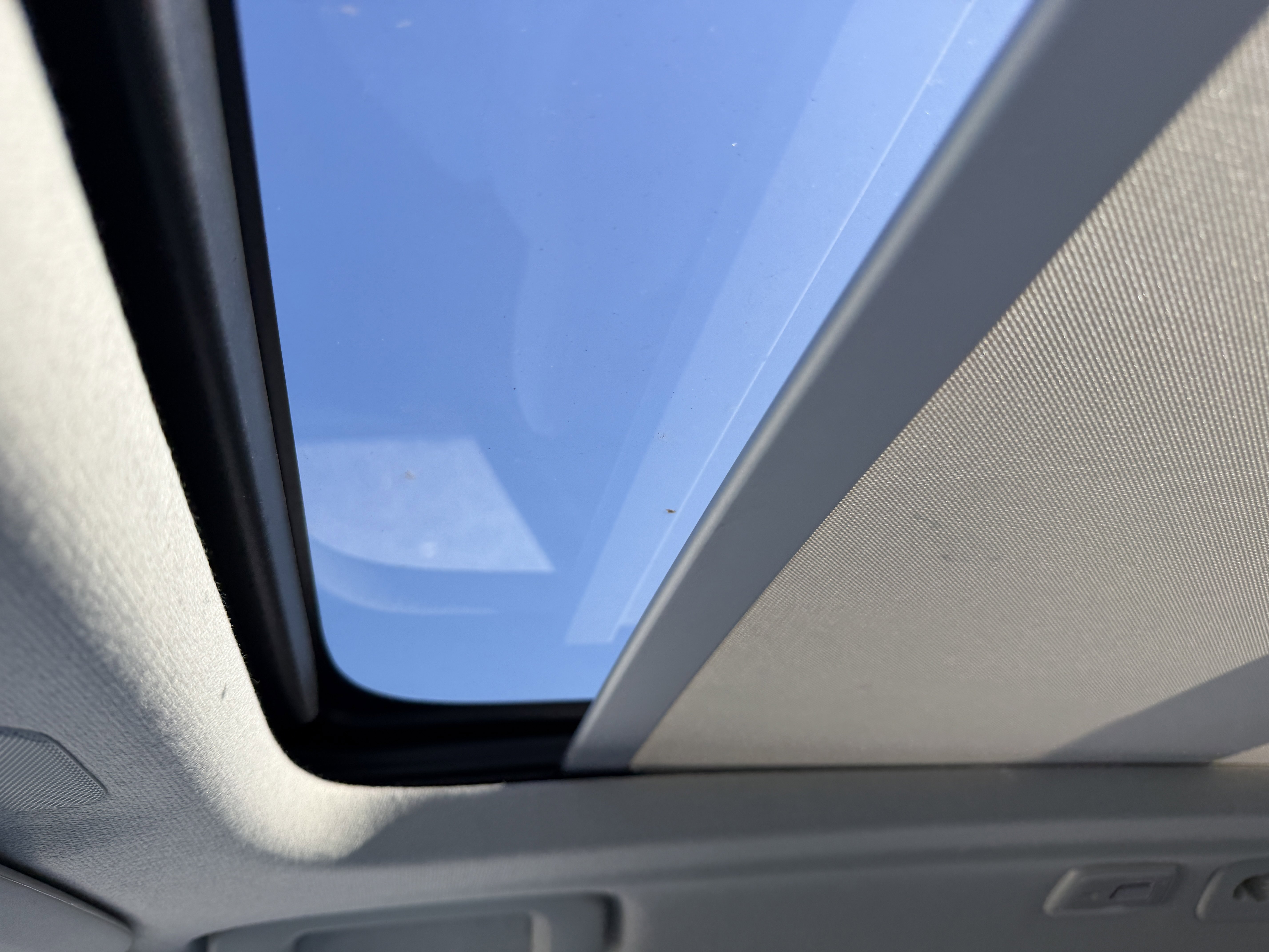 New 2026 Volvo XC40 B5 Plus w/ Climate Package image 19