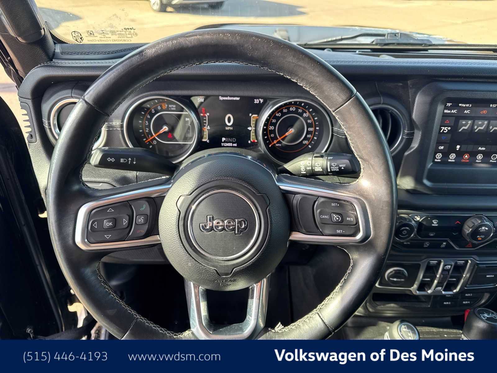 Used 2018 Jeep Wrangler Unlimited Sahara AWD/4WD image 16