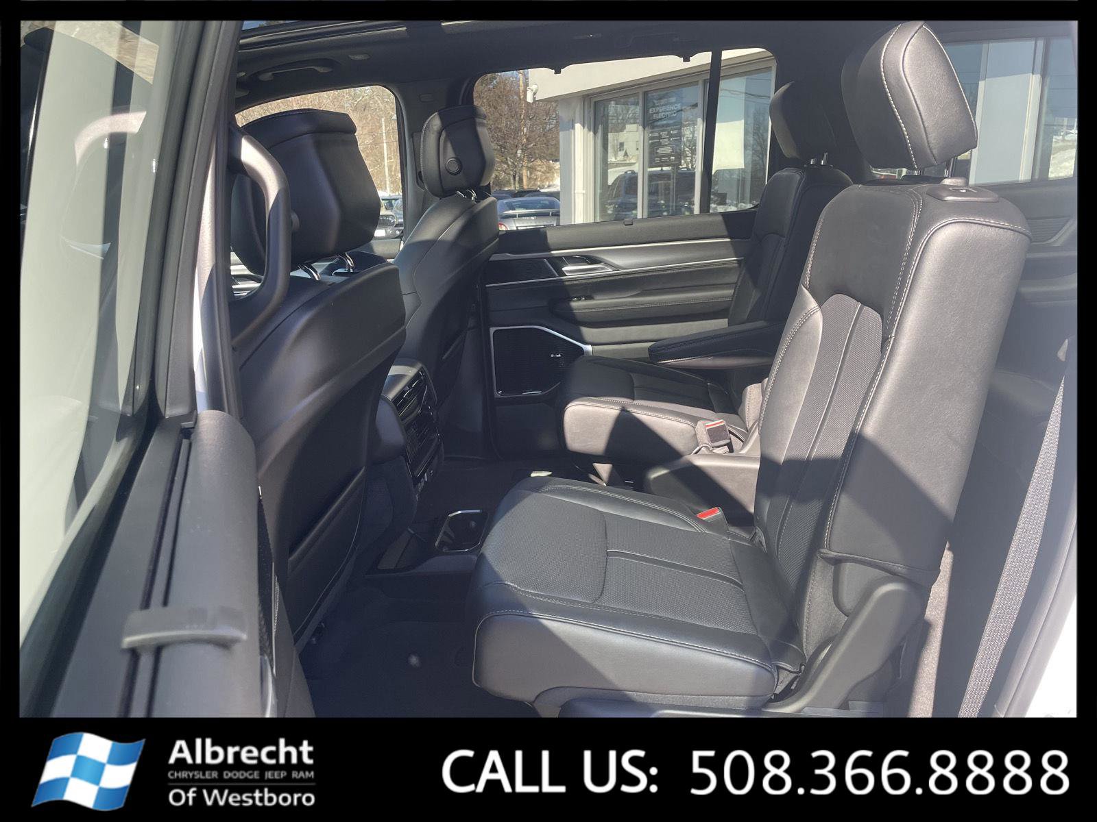 New 2026 Jeep Grand Wagoneer Limited image 12