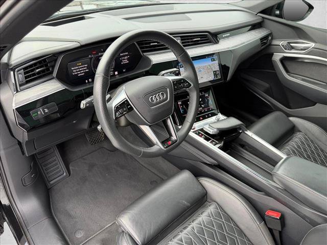 Used 2022 Audi e-tron S Prestige AWD/4WD image 10