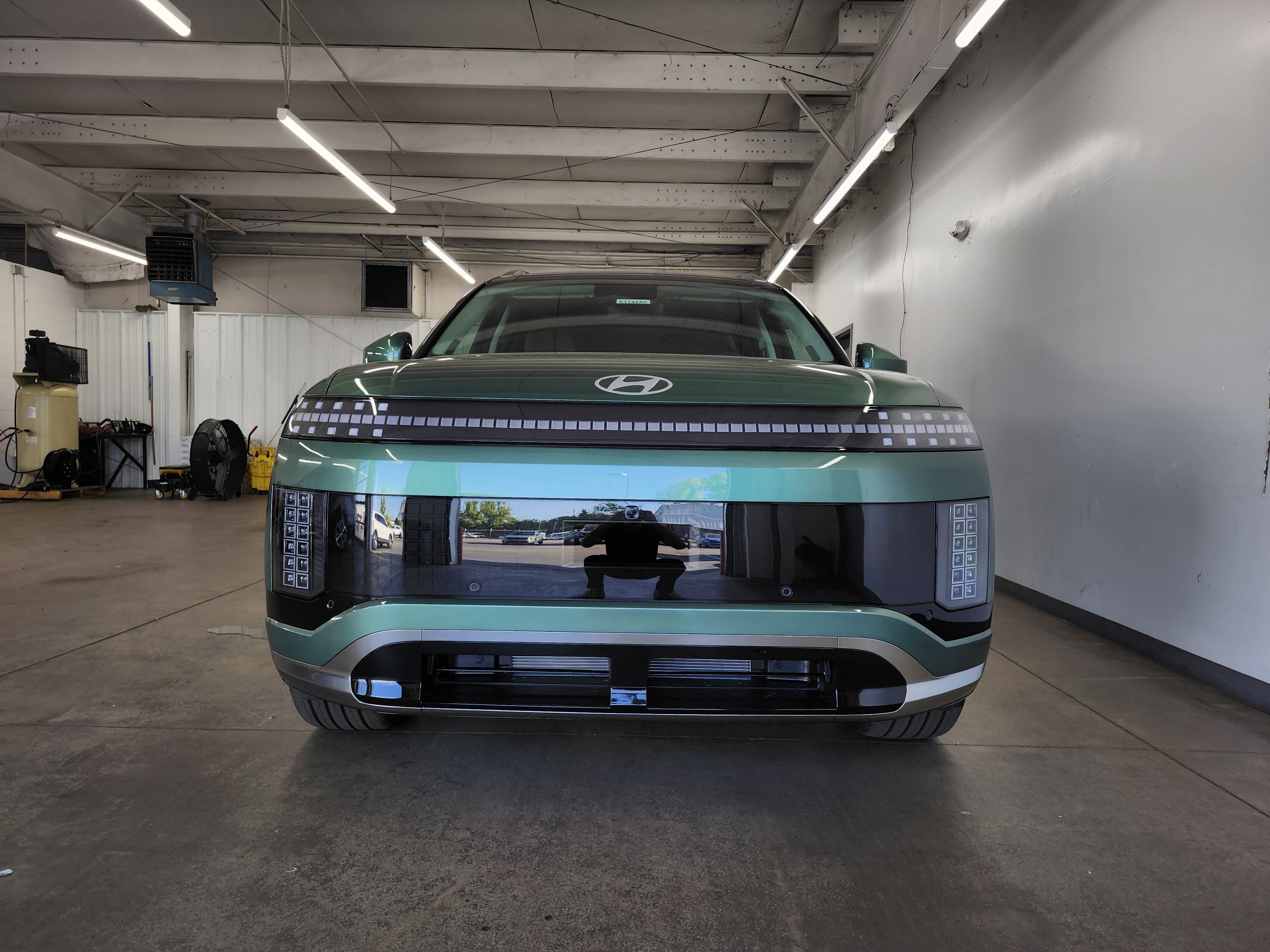 New 2026 Hyundai Ioniq 9 Calligraphy image 23