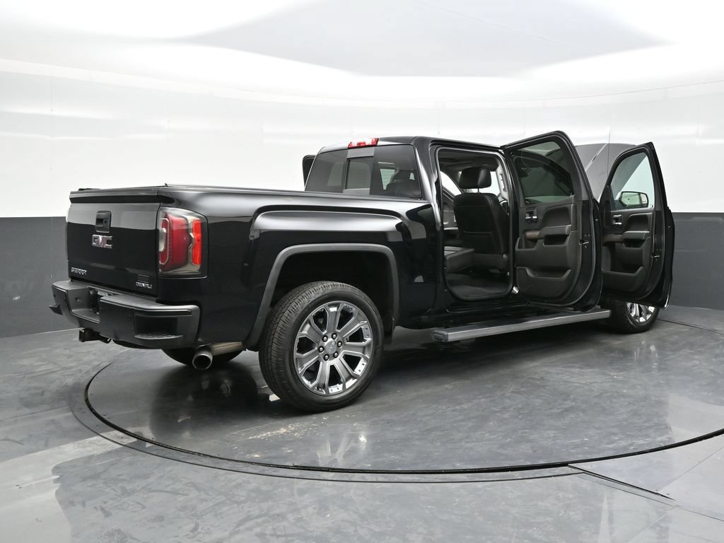 Used 2018 GMC Sierra 1500 Denali w/ Denali Ultimate Package AWD/4WD image 42