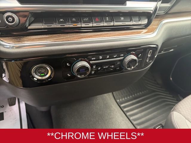 Used 2023 Chevrolet Silverado 1500 LT image 21