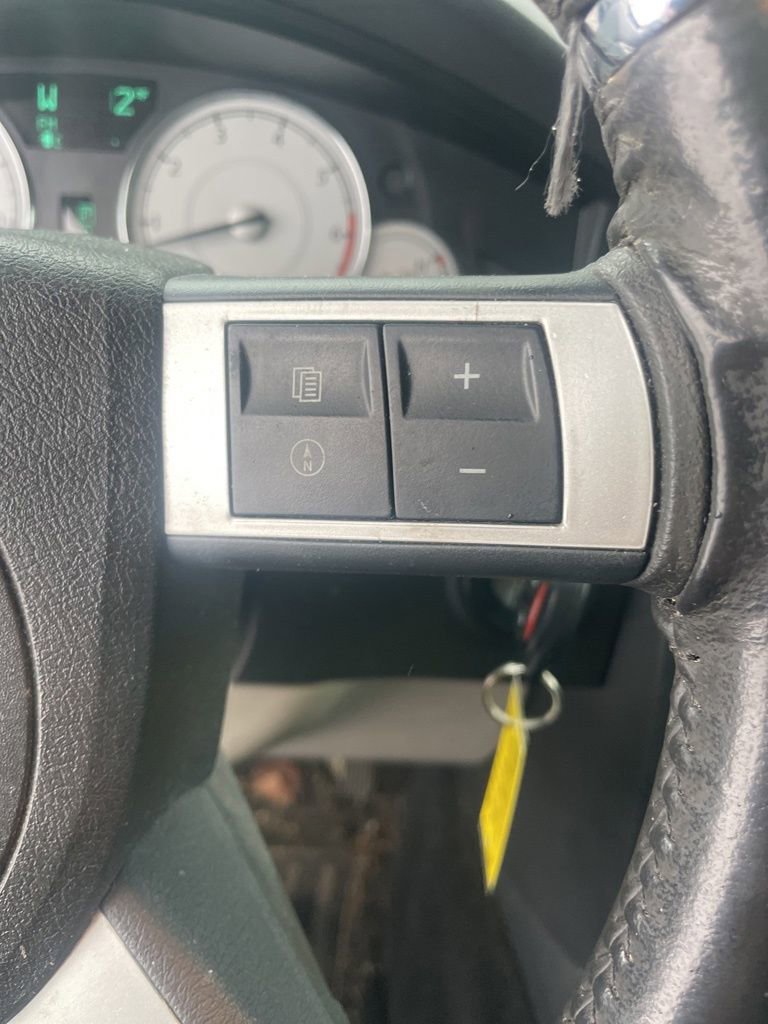 Used 2007 Chrysler 300 C w/ SRT Design Group image 16