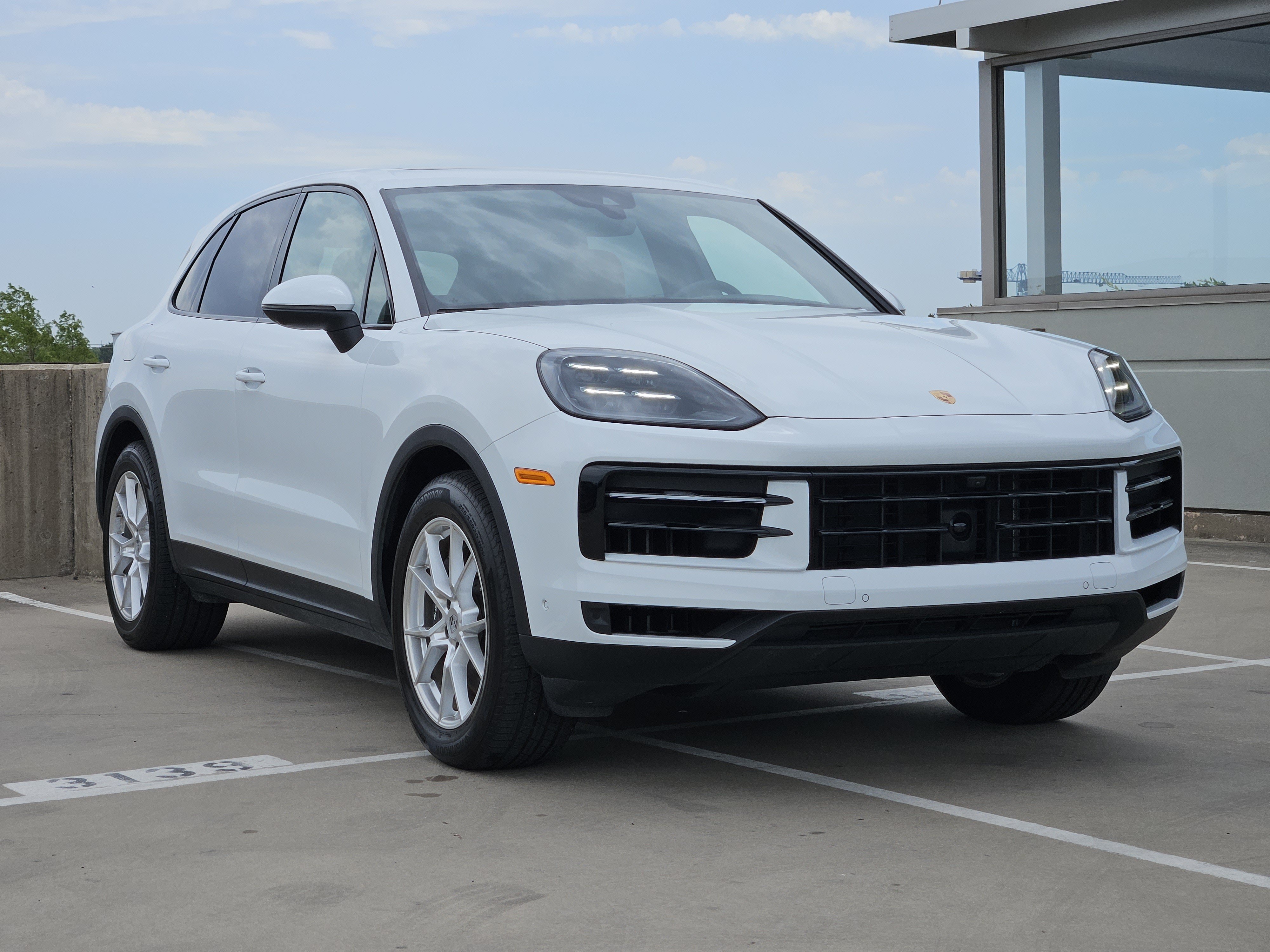 Certified 2026 Porsche Cayenne AWD/4WD image 10