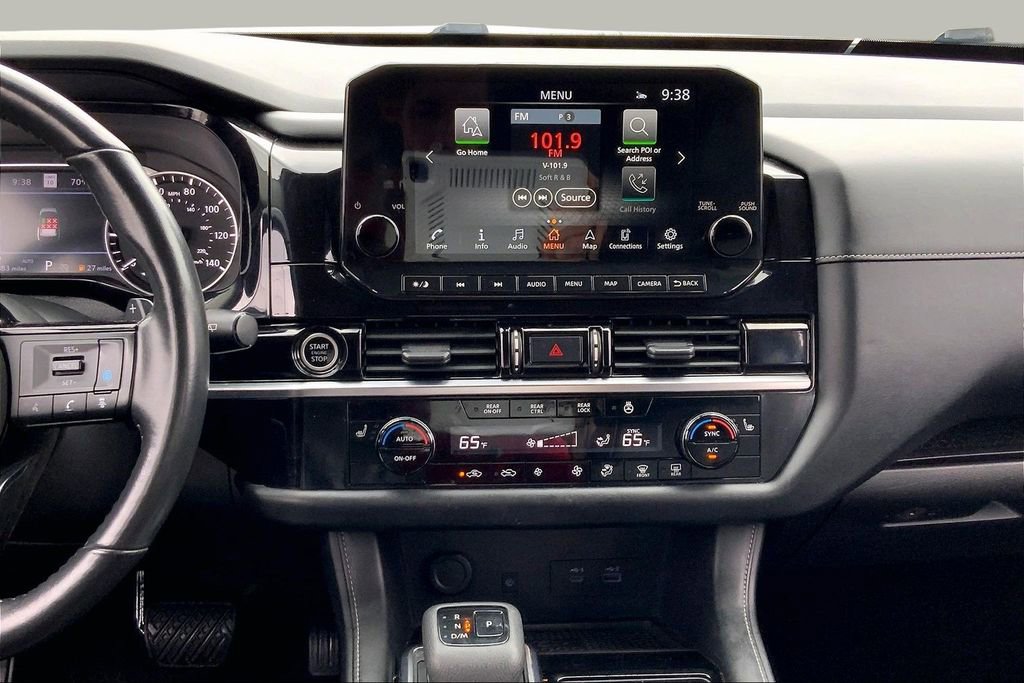 Used 2023 Nissan Pathfinder SL image 9