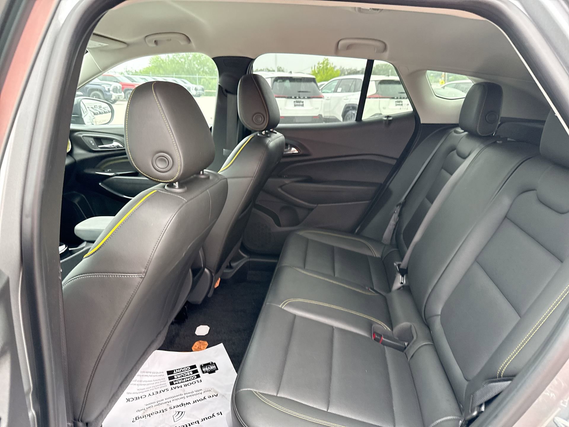 Used 2025 Chevrolet Trax ACTIV FWD image 23