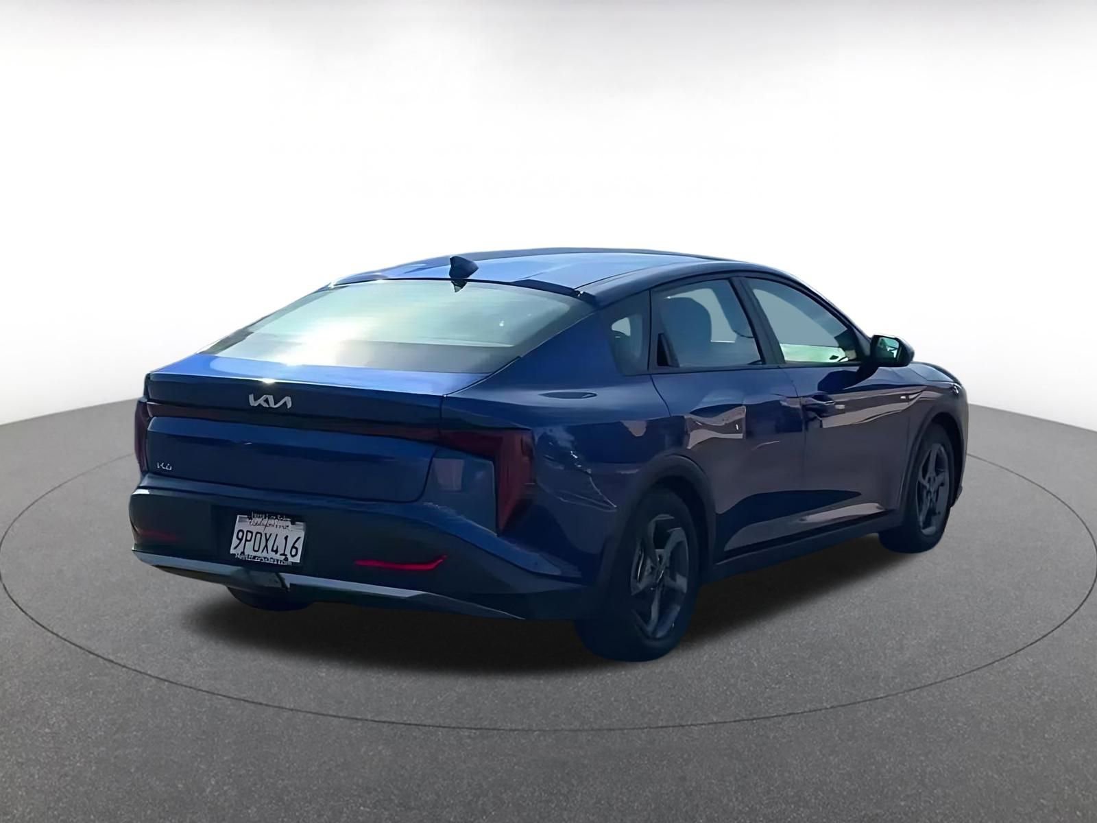 Used 2025 Kia K4 LXS image 14