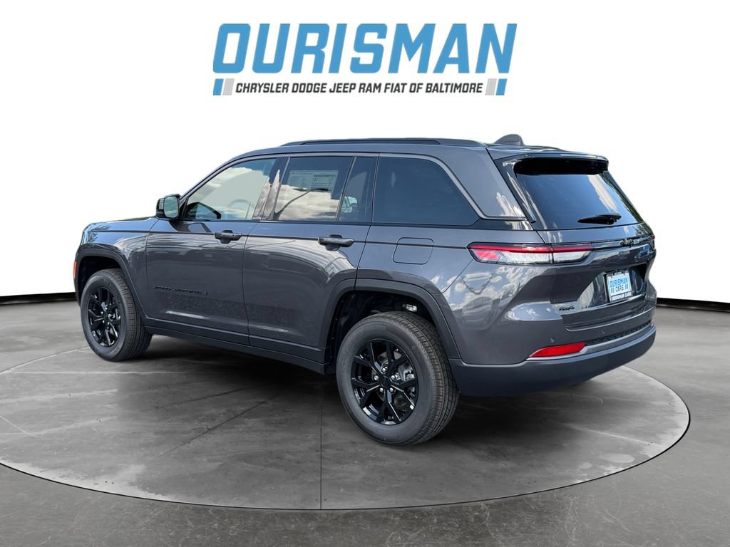 New 2026 Jeep Grand Cherokee Altitude AWD/4WD image 4