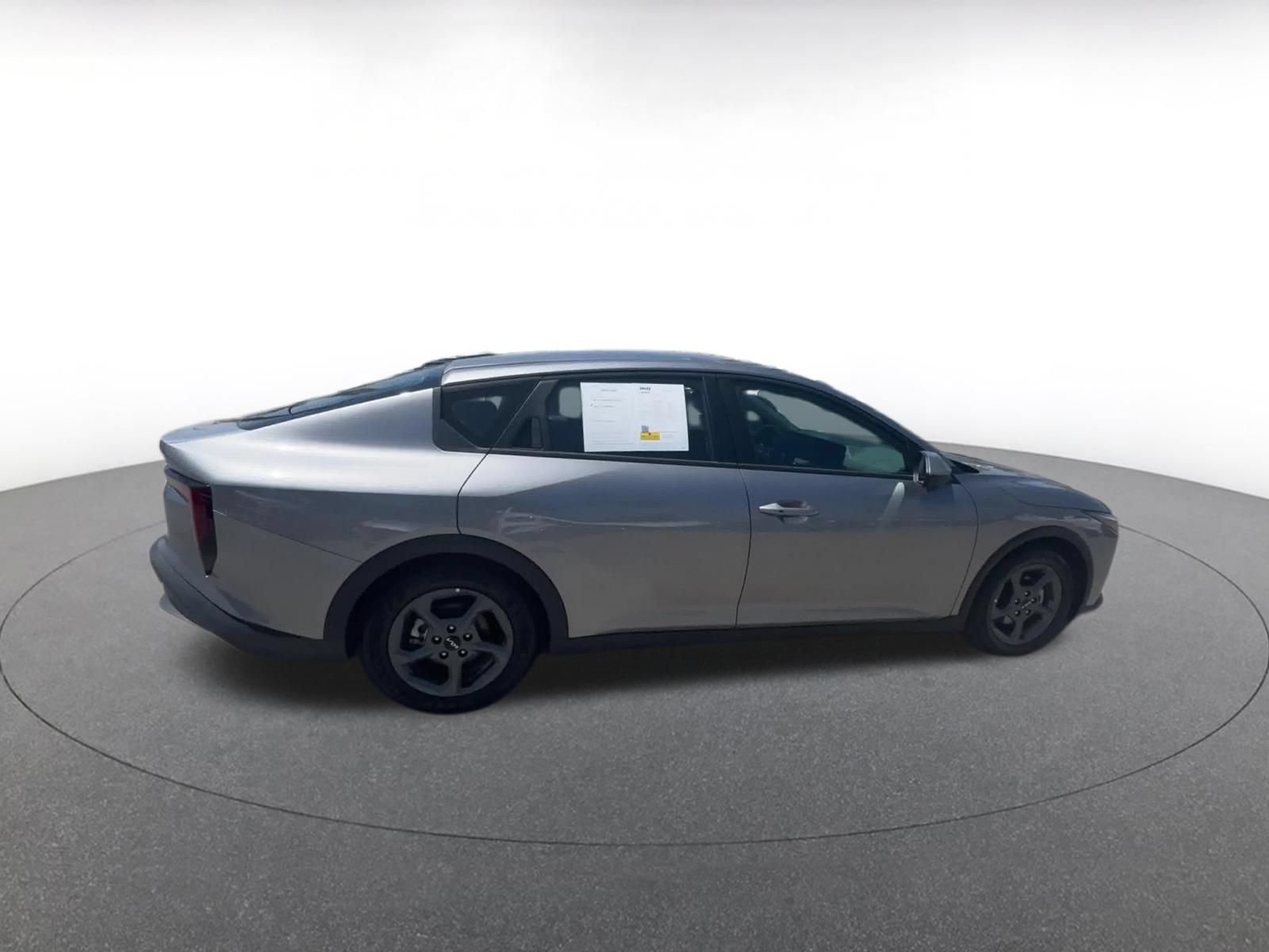Used 2025 Kia K4 FWD image 12