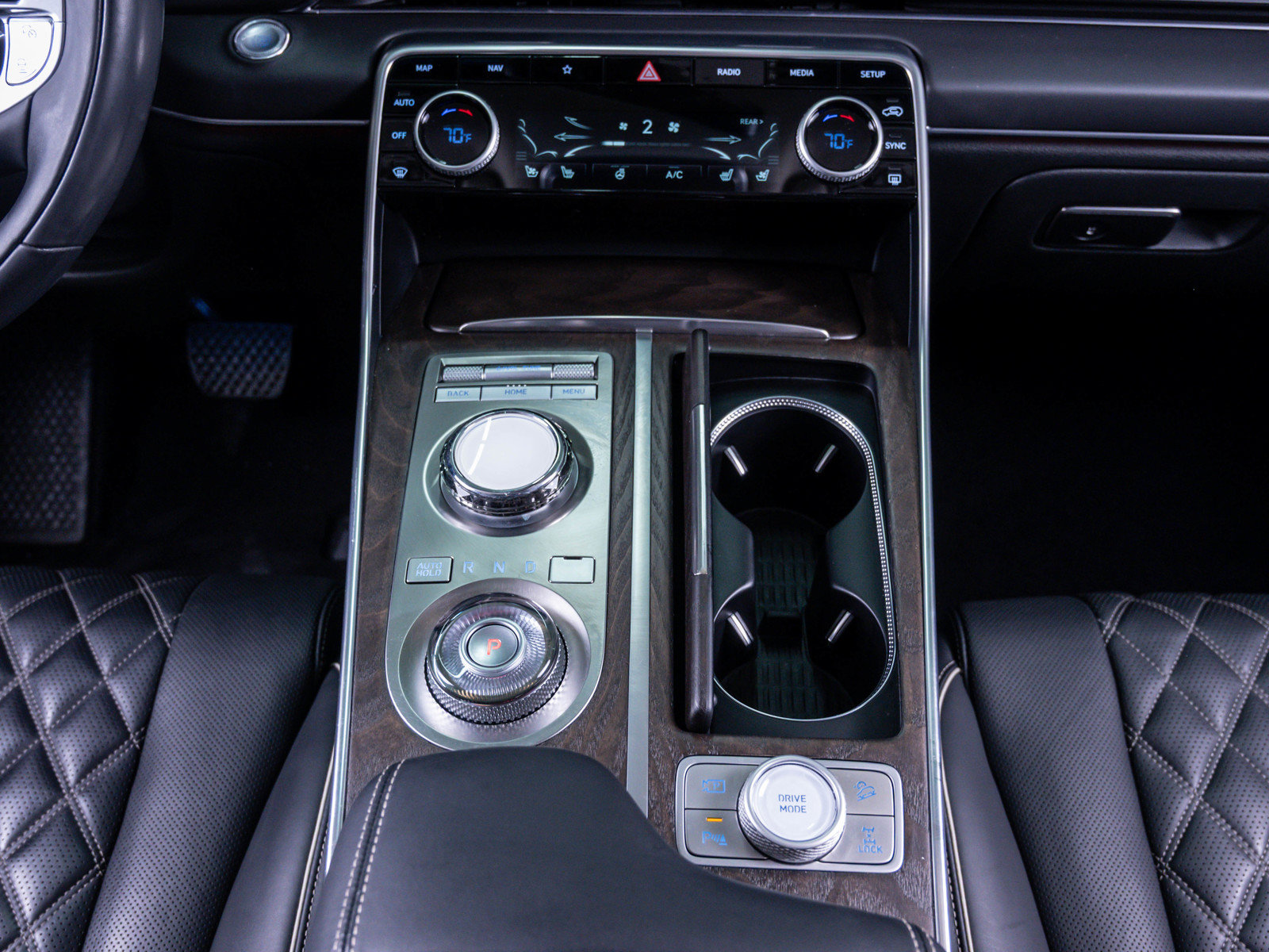 Used 2023 Genesis GV80 3.5T w/ Prestige Package AWD/4WD image 29