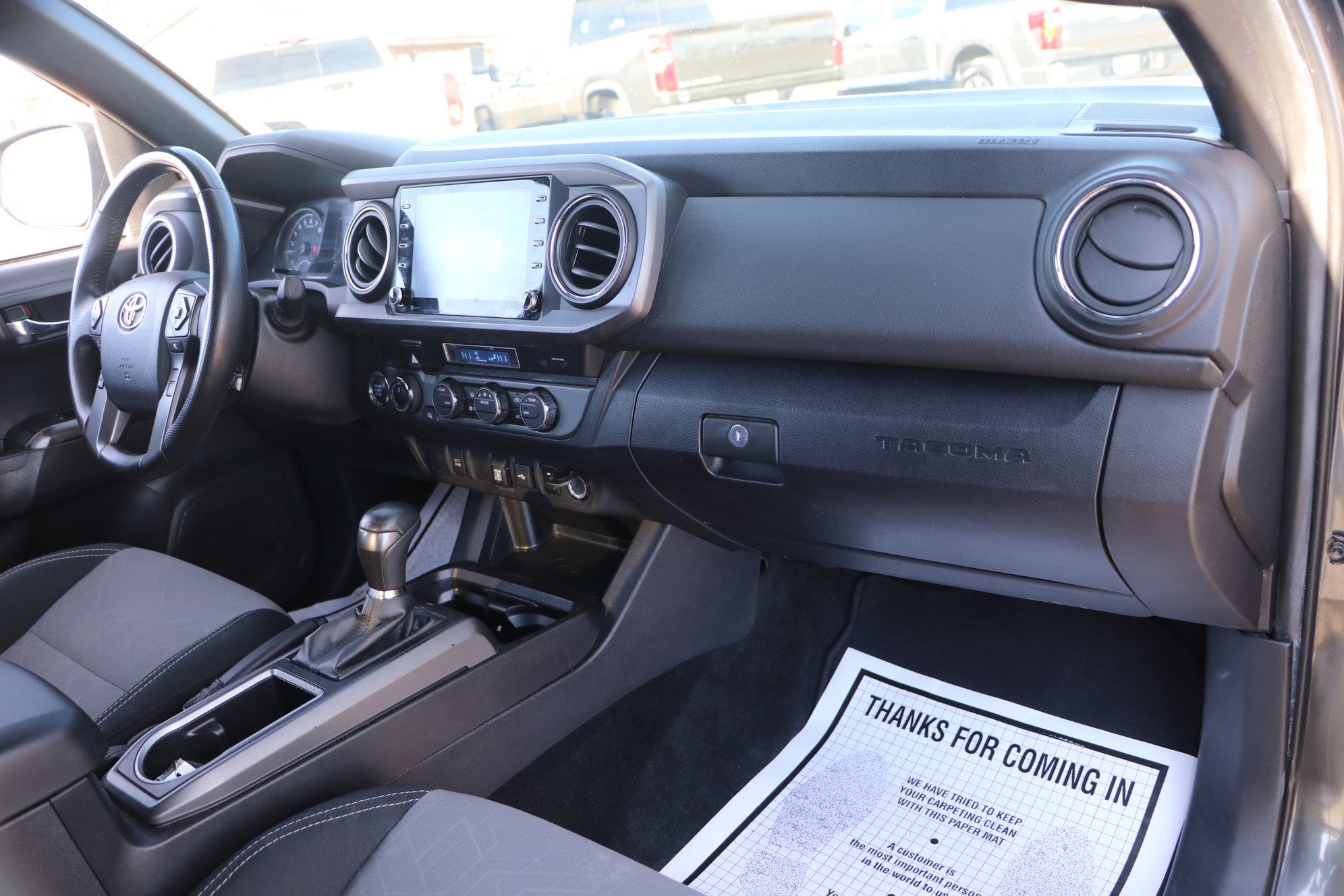 Used 2022 Toyota Tacoma TRD Off-Road image 32