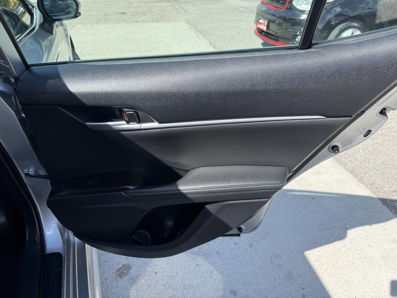 Used 2023 Toyota Camry XSE image 40