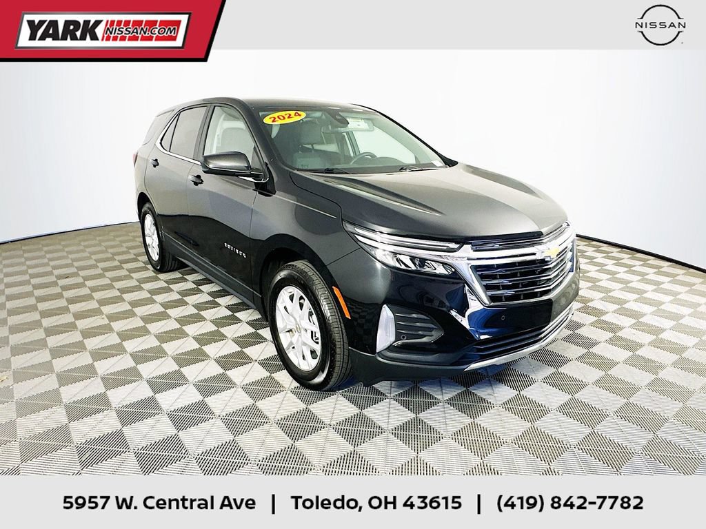 Used 2024 Chevrolet Equinox LT FWD image 1