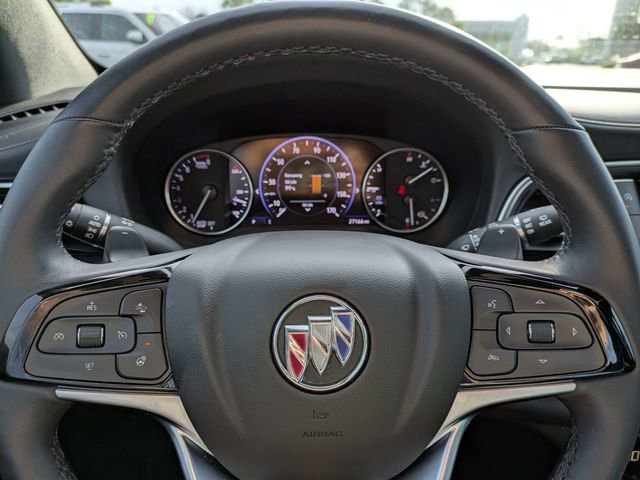 Used 2023 Buick Enclave Avenir image 35
