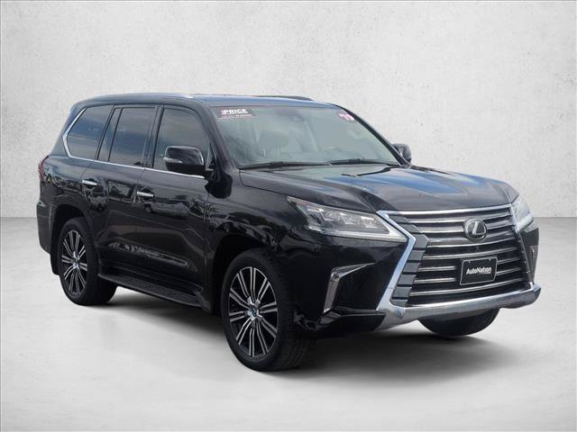 Used 2019 Lexus LX 570 4WD image 2