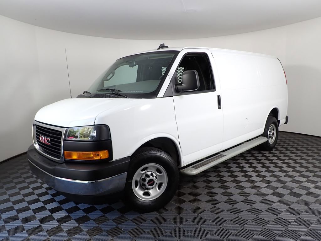 Used 2024 GMC Savana 2500 w/ Driver Convenience Package RWD image 10