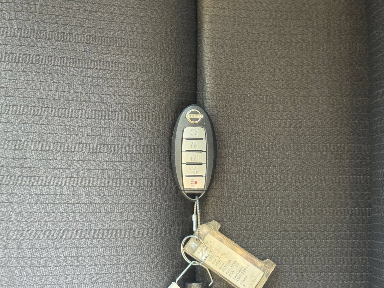 Used 2025 Nissan Altima 2.5 SV FWD image 21