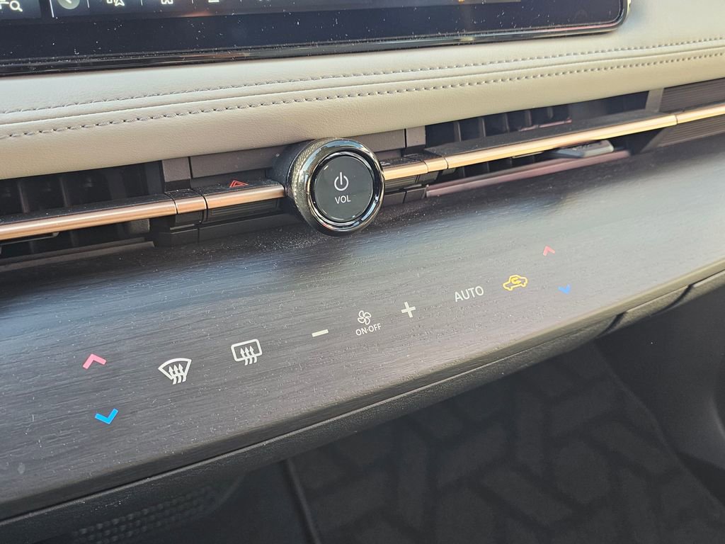 Certified 2024 Nissan Ariya AWD image 25