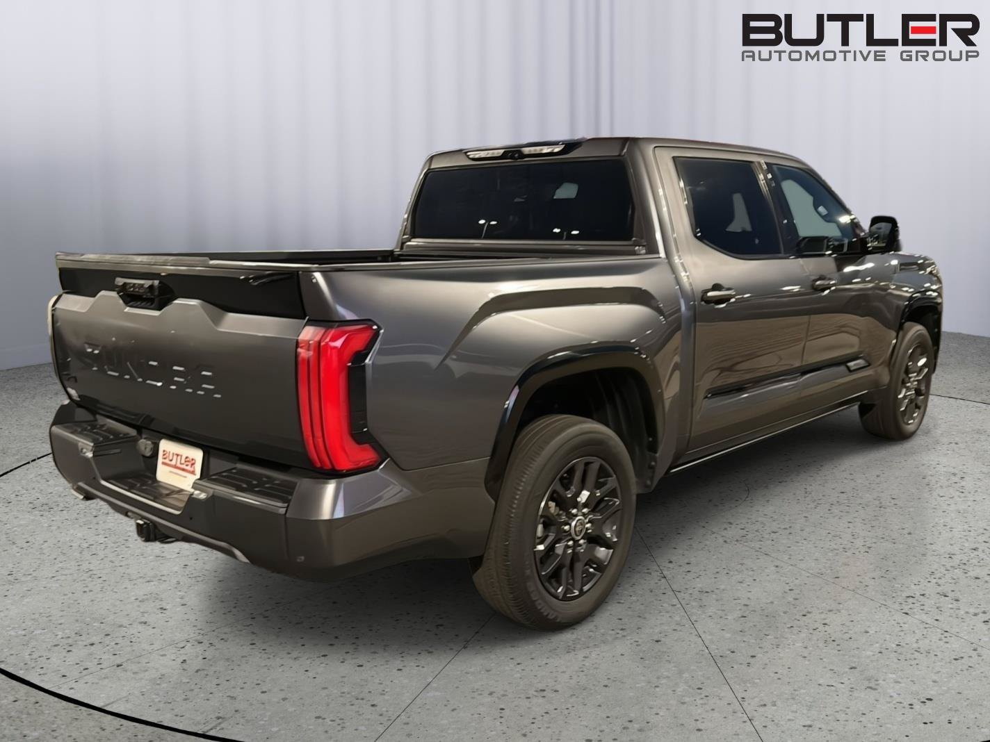 Used 2023 Toyota Tundra Platinum AWD/4WD image 6