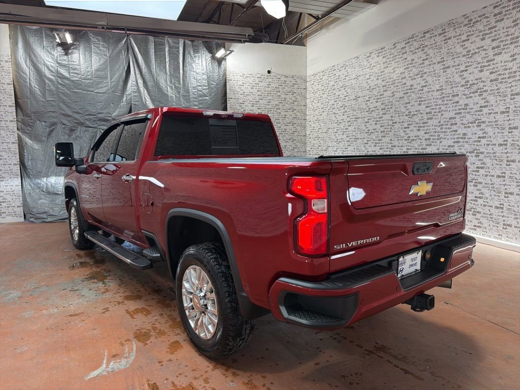 Used 2022 Chevrolet Silverado 3500 High Country w/ Z71 Off-Road Package image 5
