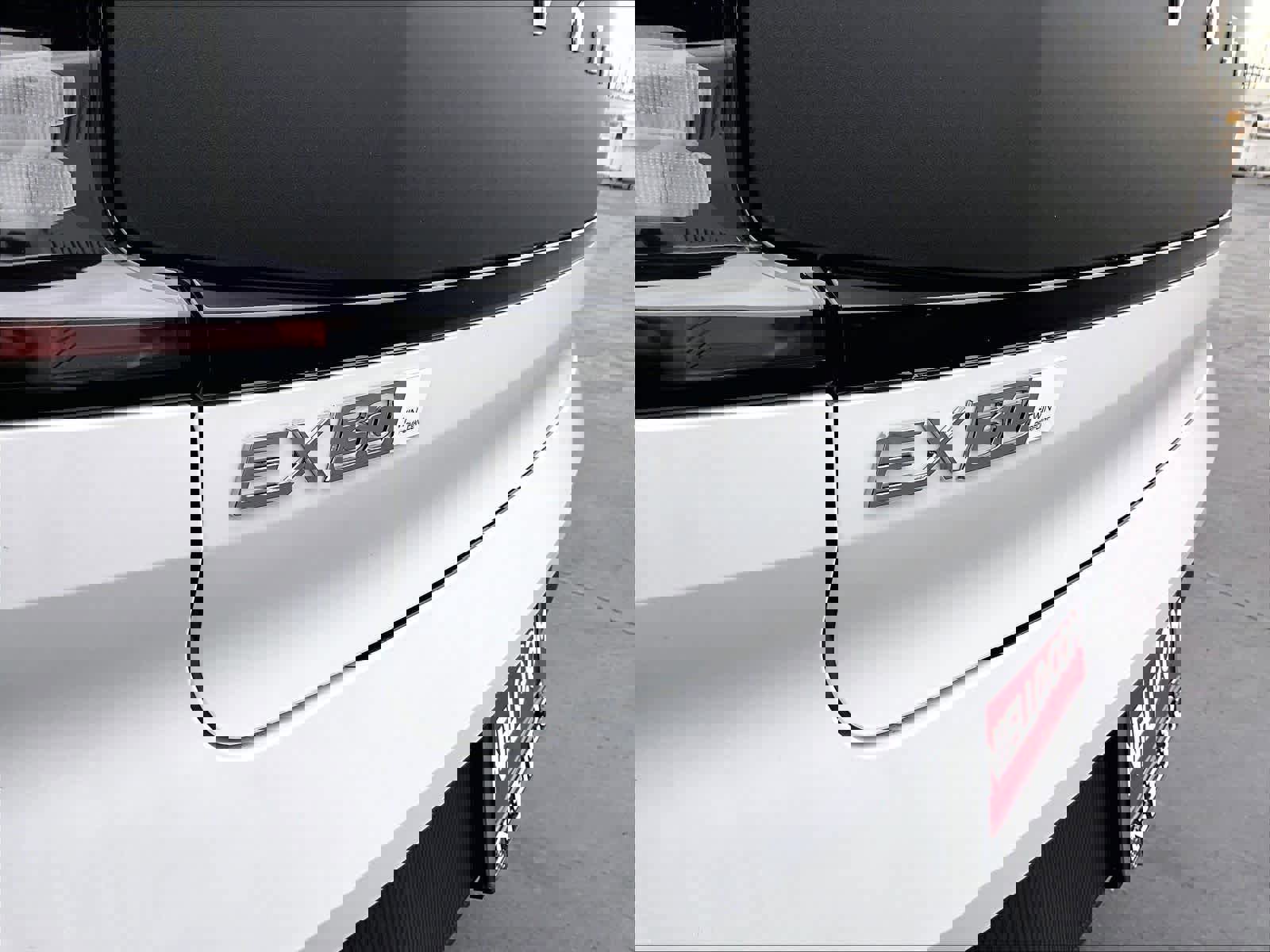 New 2026 Volvo EX30 Cross Country Ultra w/ Protection Package Premier image 26