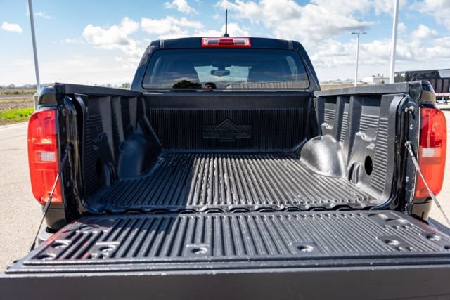 Used 2020 Chevrolet Colorado LT AWD/4WD image 11