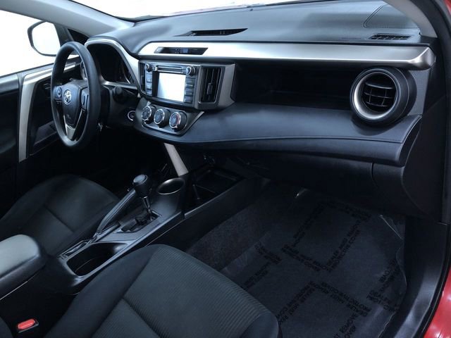 Used 2015 Toyota RAV4 LE image 24