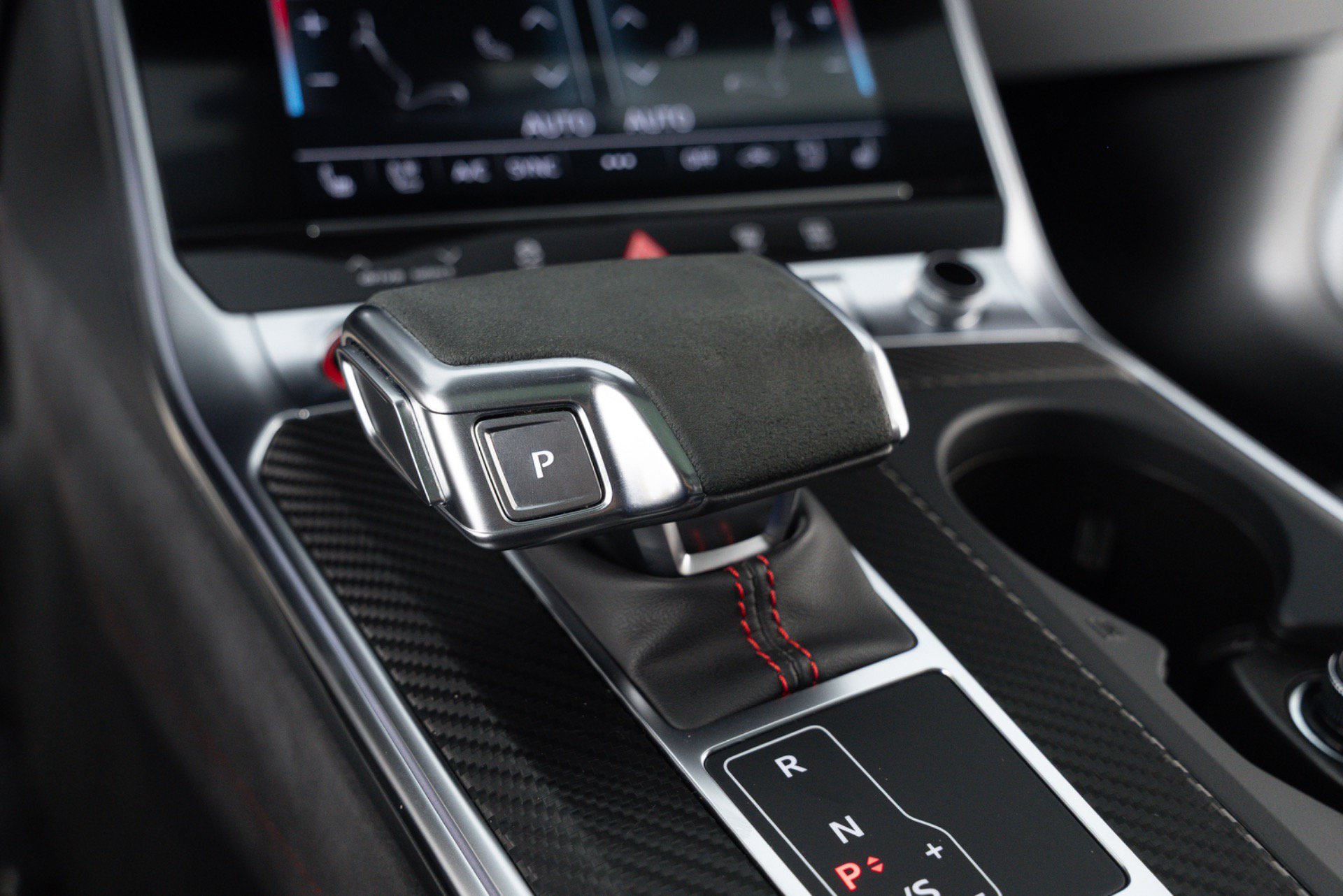 Used 2024 Audi RS 6 performance AWD/4WD image 25